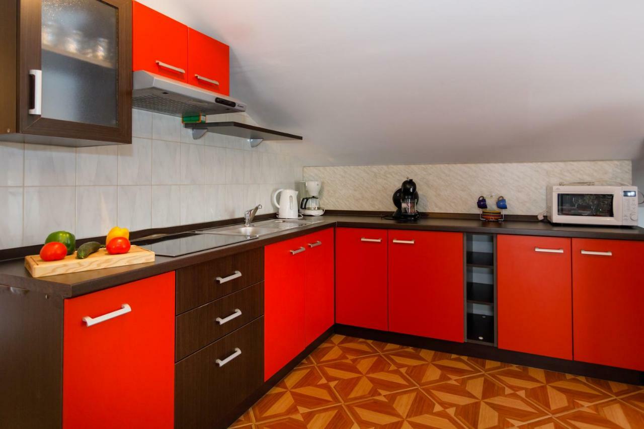 Apartment Aleksandra Malinska Ngoại thất bức ảnh