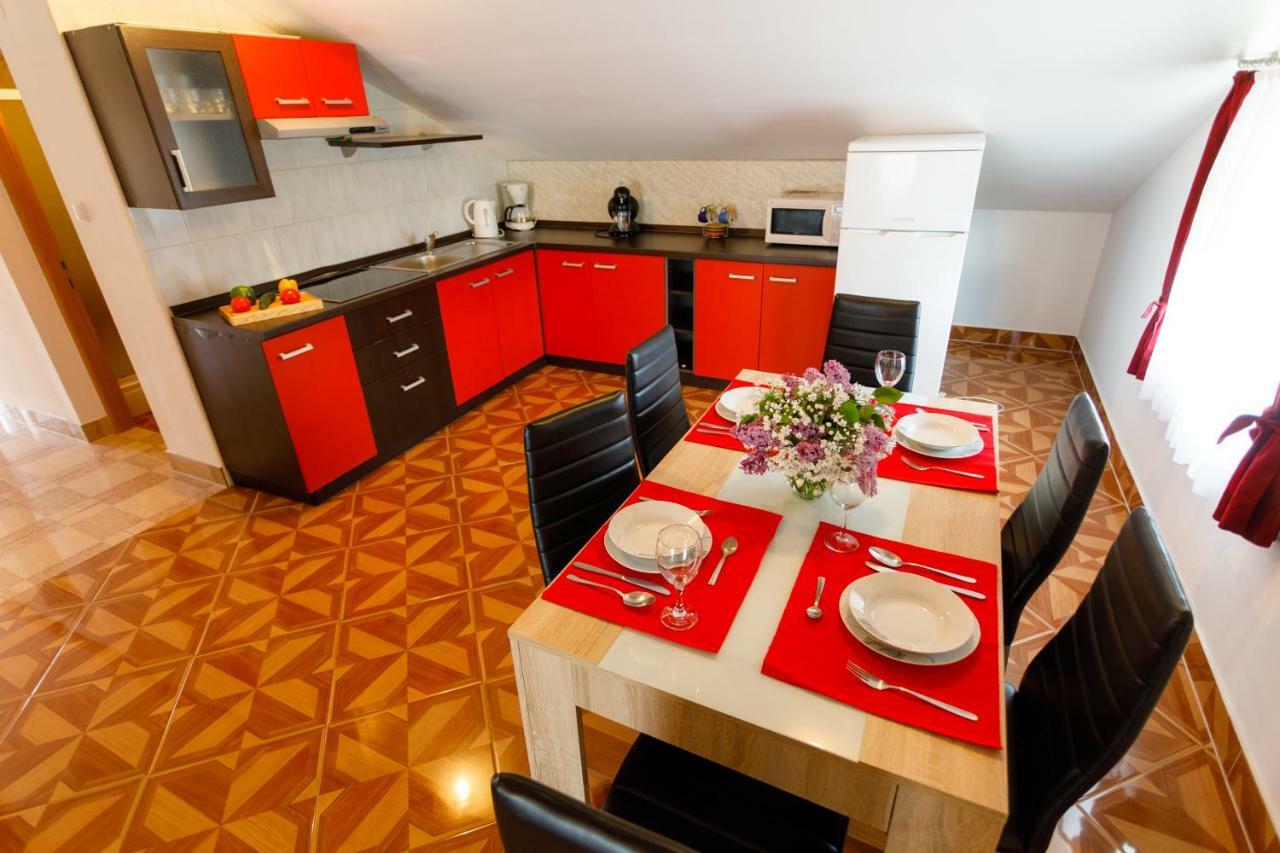 Apartment Aleksandra Malinska Ngoại thất bức ảnh